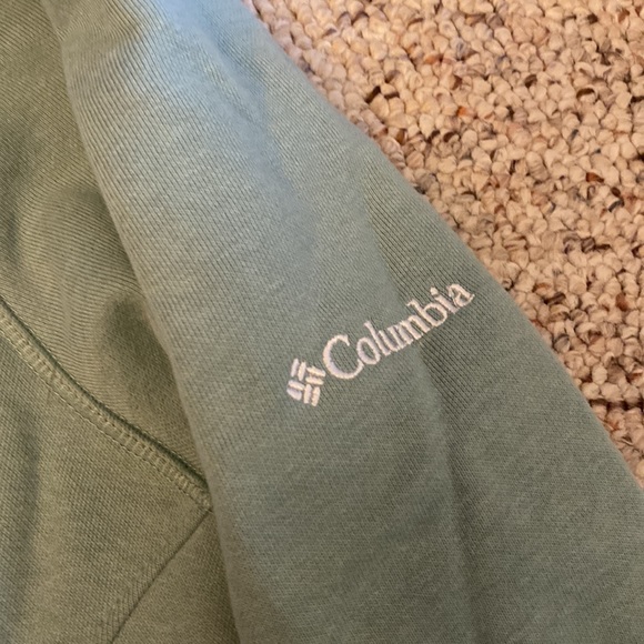 NWOT Columbia sweatshirt - Picture 3 of 7